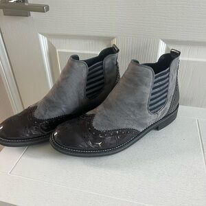Paul Green| Oxford Flat Bootie brown/black/silver | size 8.5